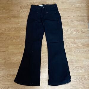 Black Wide-Leg Jeans